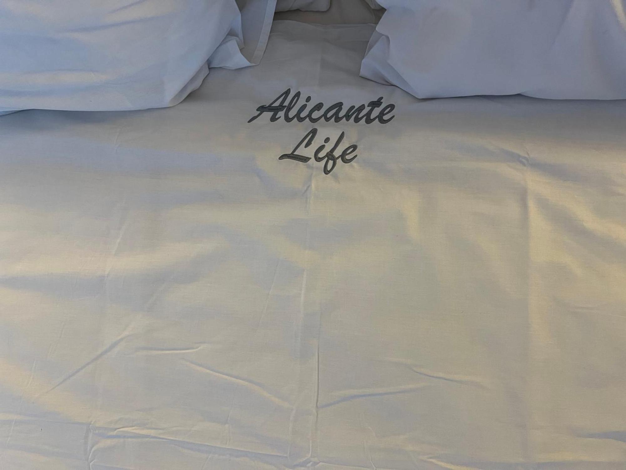 Alicante Life Puerto Marino Exterior foto